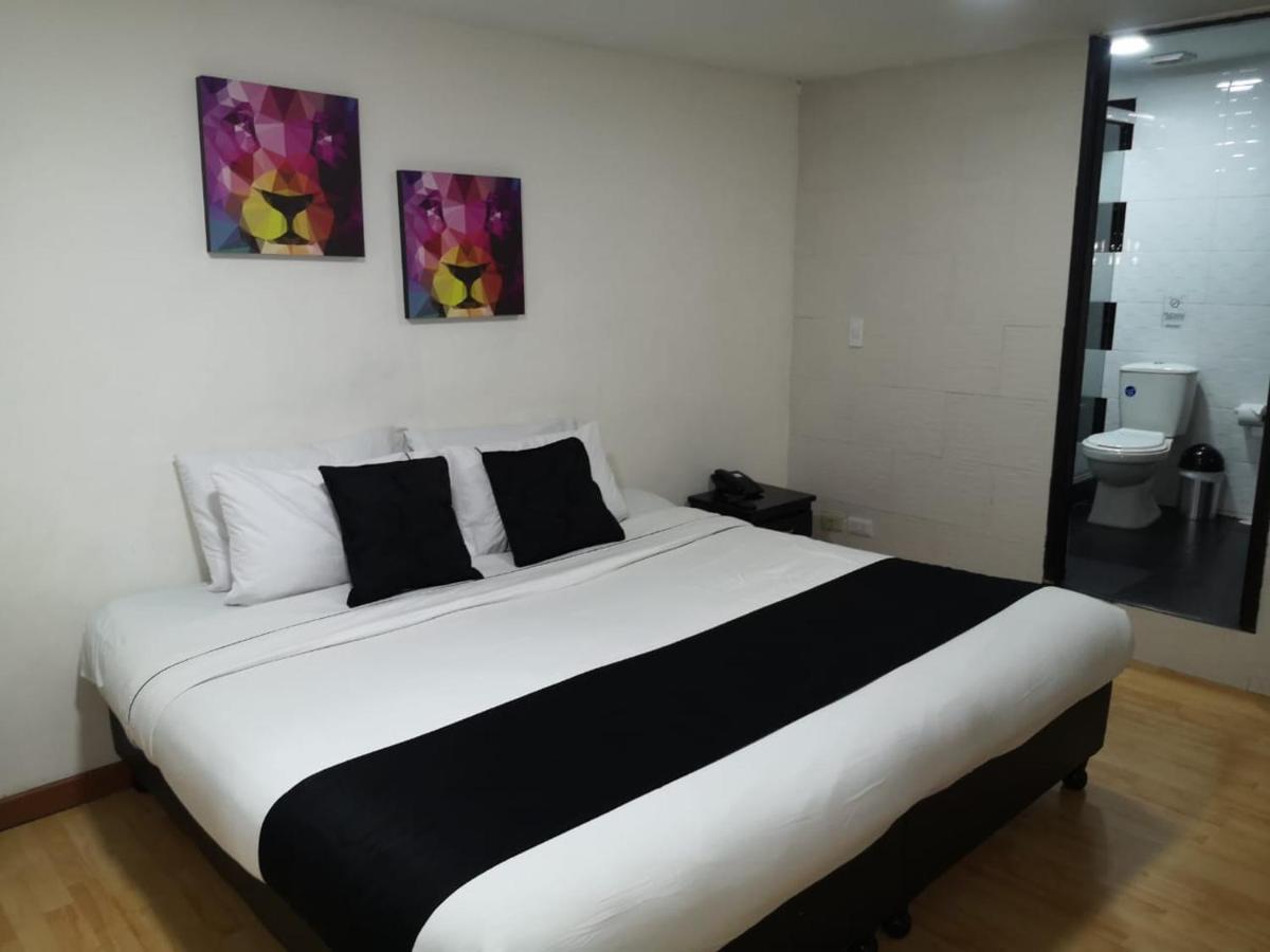 Hotel Santiago Plaza Bogotá Exteriör bild