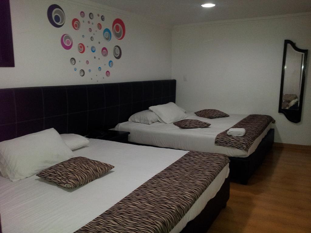 Hotel Santiago Plaza Bogotá Rum bild